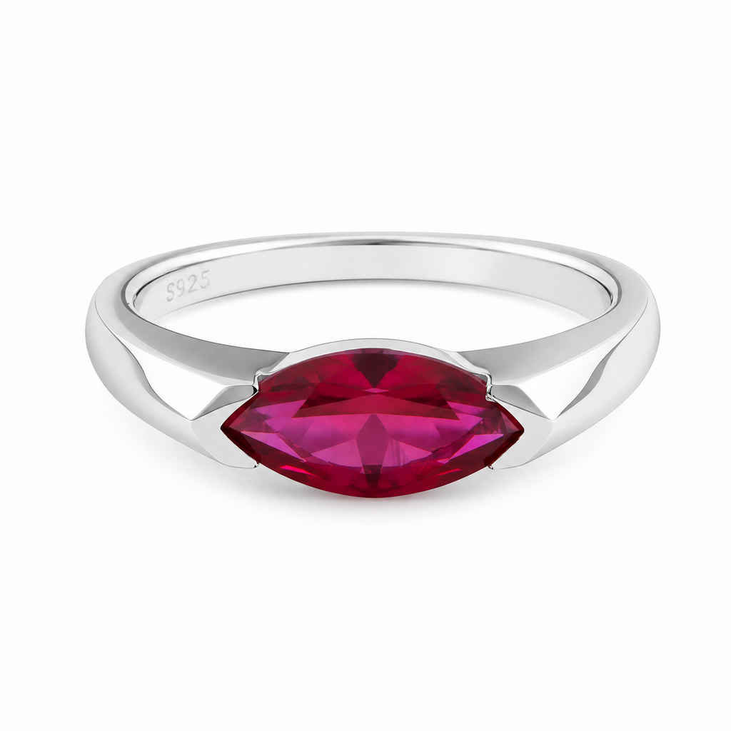Bague marquise moderne sertie clos