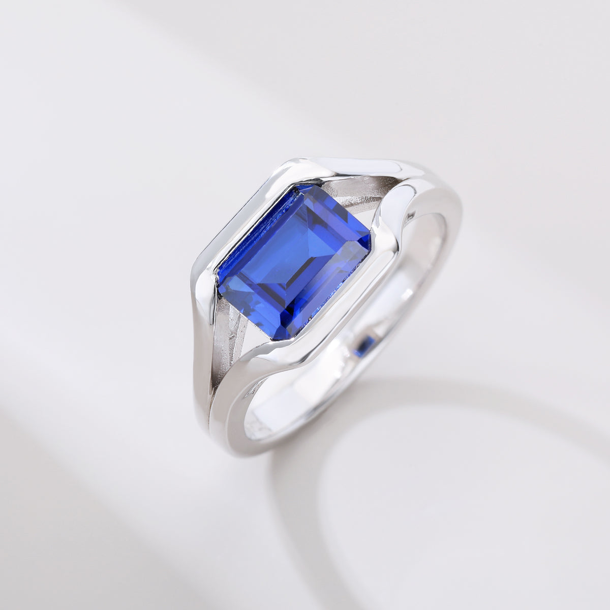Eyes‑On‑Eternity Emerald‑Cut Gem Ring