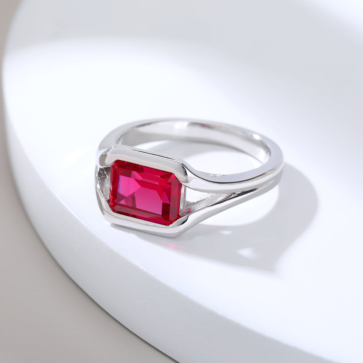 Eyes‑On‑Eternity Emerald‑Cut Gem Ring